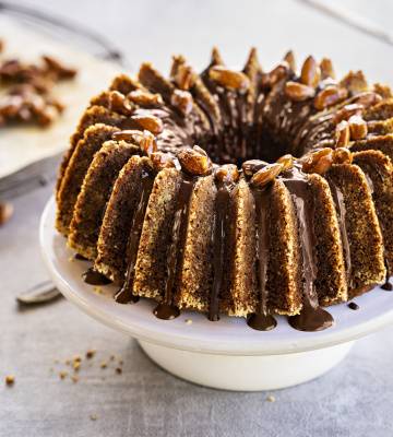 Gugelhupf con Caotina e mandorle